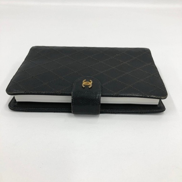 Chanel Matrasse Quilted Black MM Agenda planner notebook cover black - Picture 2 of 9